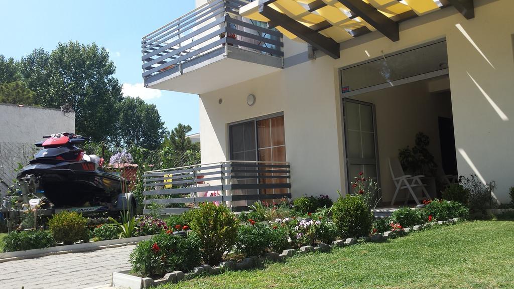 Aparthotel Vila Tufi Velipojë Pokoj fotografie