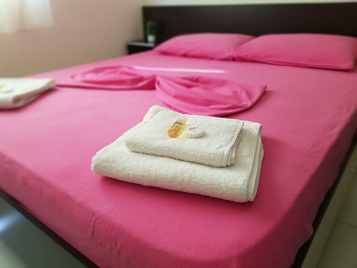 Aparthotel Vila Tufi Velipojë Exteriér fotografie